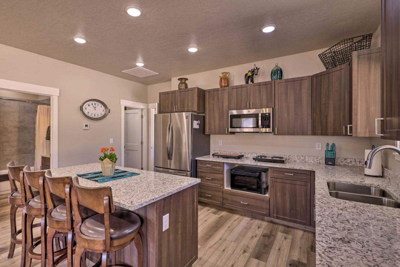 Quiet Kanab Home With Panoramic Views And Porch! Exterior foto